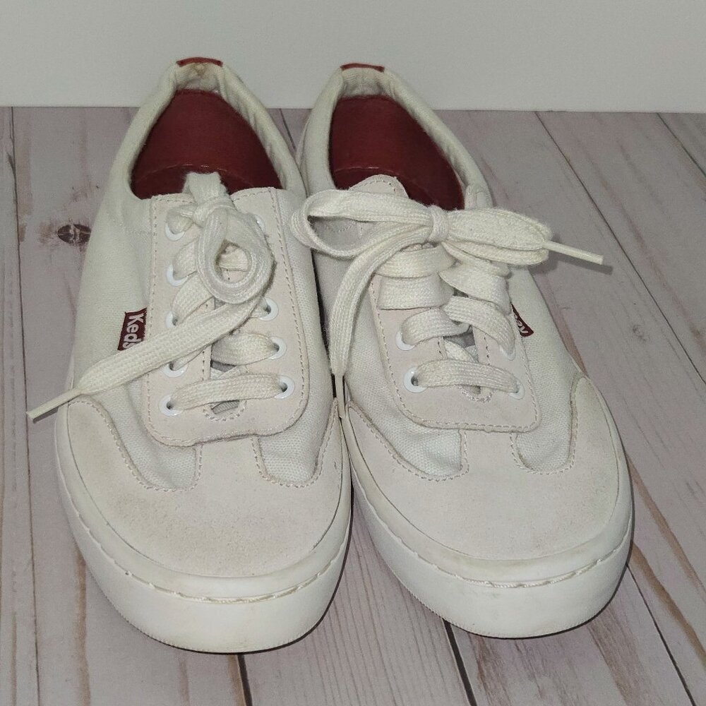 Keds Women's Tournament Retro Court Textile/Suede Fashion Sneaker Size 7